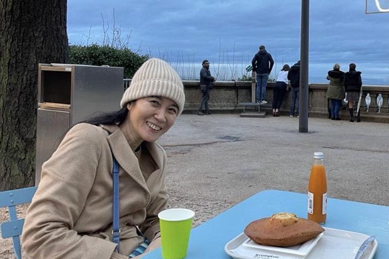 Tác giả tại Paris