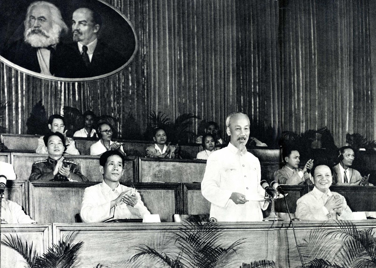Ngày 5/9/1960, Đảng Lao động Việt Nam họp Đại hội đại biểu toàn quốc lần thứ III. Chủ tịch Hồ Chí Minh đọc diễn văn khai mạc Đại hội. Ngày 5/9/1960, Đảng Lao động Việt Nam họp Đại hội đại biểu toàn quốc lần thứ III. Chủ tịch Hồ Chí Minh đọc diễn văn khai mạc Đại hội.