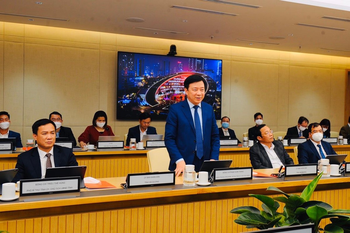 Ông Phạm Xuân Thăng, Bí thư Tỉnh ủy Hải Dương phát biểu tại buổi lễ ký kết. Ảnh: Thành Chung Ông Phạm Xuân Thăng, Bí thư Tỉnh ủy Hải Dương phát biểu tại buổi lễ ký kết. Ảnh: Thành Chung