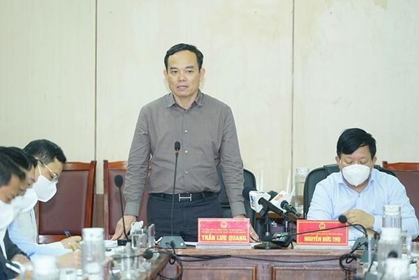 Bí thư Thành ủy Hải Phòng Trần Lưu Quang phát biểu chỉ đạo tại cuộc họp Bí thư Thành ủy Hải Phòng Trần Lưu Quang phát biểu chỉ đạo tại cuộc họp
