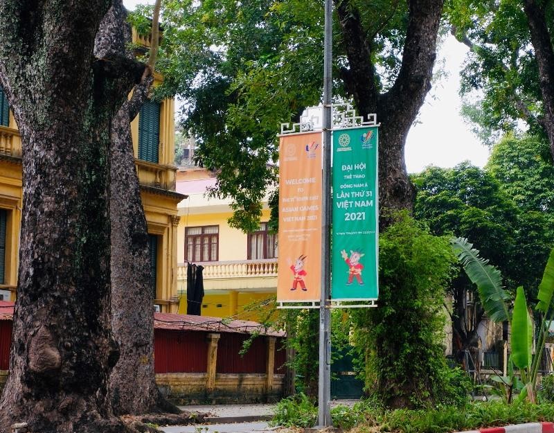 SEA Games 31 sẽ tổ chức từ ngày 12/5 đến 23/5 tại Hà Nội và 11 tỉnh, thành lân cận. Đại hội tổ chức 40 môn thi với 526 nội dung, với sự tham dự của khoảng 10.000 vận động viên, huấn luyện viên của 11 đoàn thể thao trong khu vực Đông Nam Á. SEA Games 31 sẽ tổ chức từ ngày 12/5 đến 23/5 tại Hà Nội và 11 tỉnh, thành lân cận. Đại hội tổ chức 40 môn thi với 526 nội dung, với sự tham dự của khoảng 10.000 vận động viên, huấn luyện viên của 11 đoàn thể thao trong khu vực Đông Nam Á.