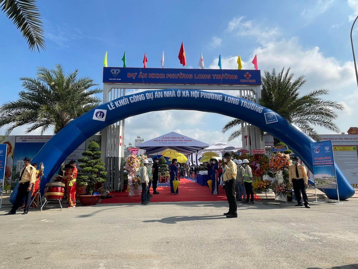 Khu nhà ở xã hội phường Long Trường, TP. Thủ Đức cũng chính thức được khởi công sáng nay (26/4). Ảnh: Trọng Tín Khu nhà ở xã hội phường Long Trường, TP. Thủ Đức cũng chính thức được khởi công sáng nay (26/4). Ảnh: Trọng Tín