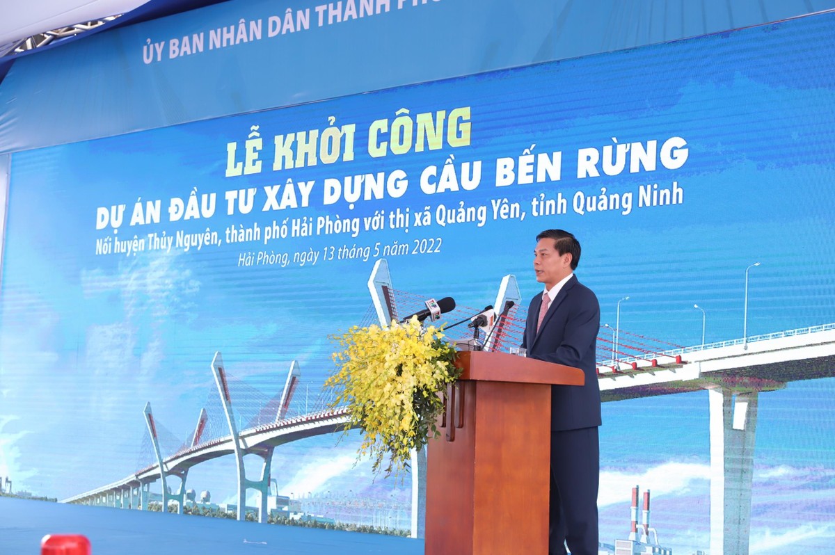 Ông Nguyễn Văn Tùng, Chủ tịch UBND TP.Hải Phòng phát biểu tại lễ khởi công.