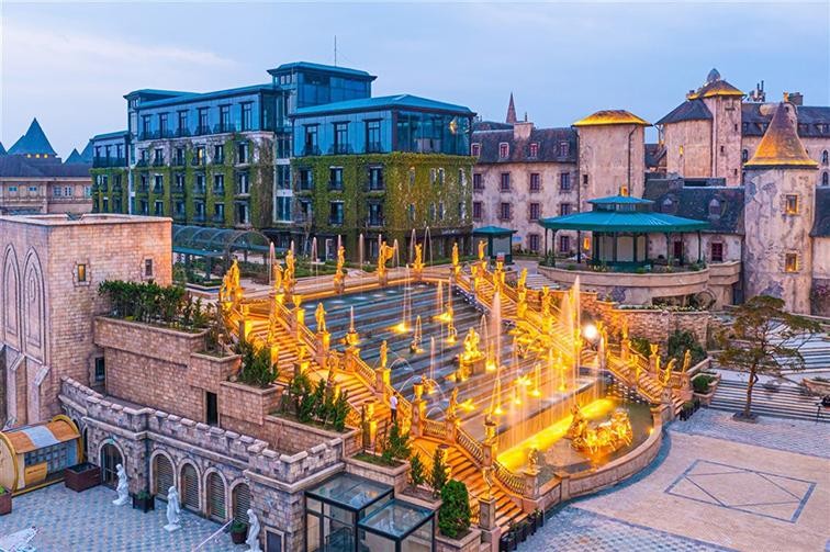 Thác Thần Mặt trời tại Sun World Ba Na Hills Thác Thần Mặt trời tại Sun World Ba Na Hills