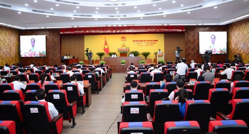 Quang cảnh kỳ họp thứ 9 Quang cảnh kỳ họp thứ 9