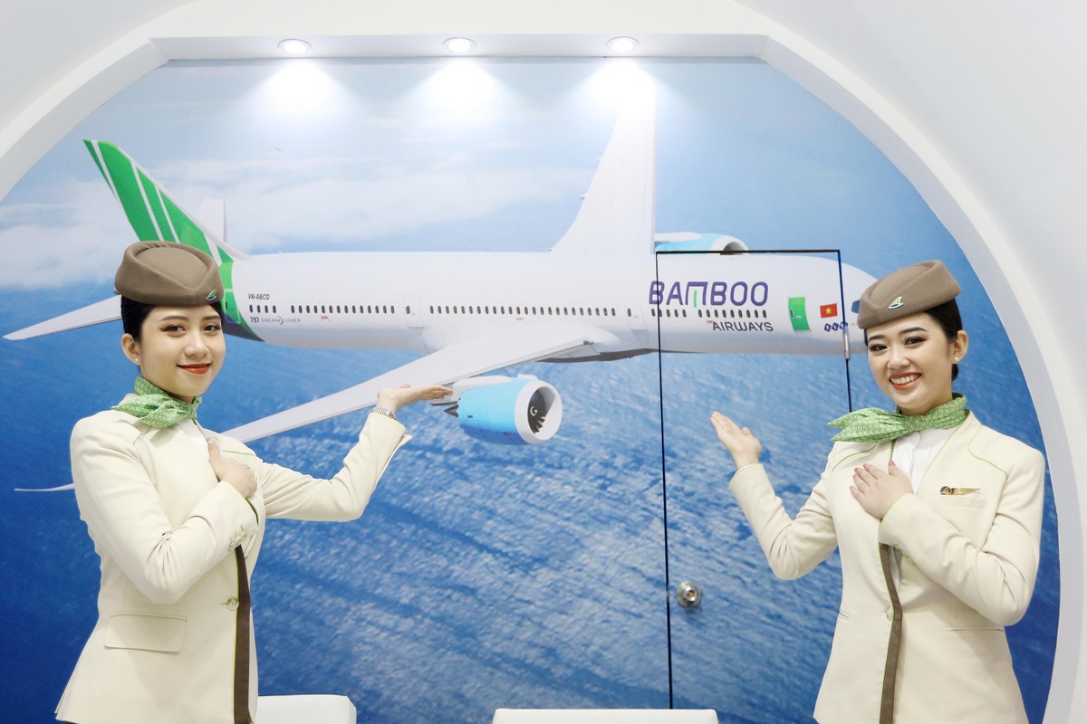 Nụ cười xinh của tiếp viên Bamboo. Nụ cười xinh của tiếp viên Bamboo.