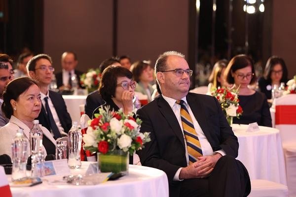 Các khách mời tham gia Diễn đàn triển vọng Thị trường 2022 diễn ra tại TP.HCM Các khách mời tham gia Diễn đàn triển vọng Thị trường 2022 diễn ra tại TP.HCM