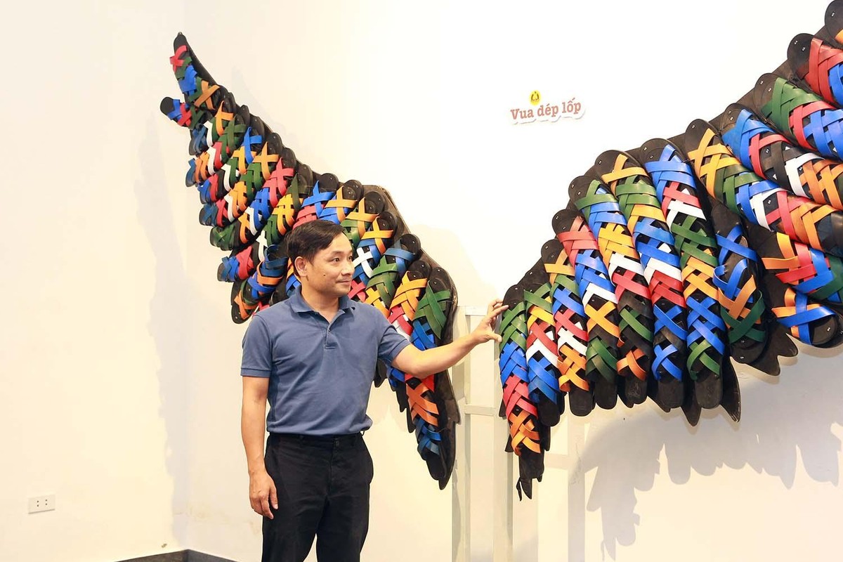 Tham gia lễ hội, người dân Thủ đô thỏa sức trải nghiệm không gian văn hóa sắp đặt ấn tượng. Ảnh: Chí Cường