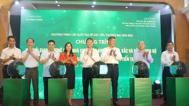 Lễ khai mạc chương trình &quot;Kết nối giao thương giữa nhà cung cấp khu vực phía Bắc và Bắc Trung Bộ với các doanh nghiệp xuất khẩu và tổ chức xúc tiến thương mại.&quot;