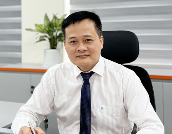 Ông Đinh Ngọc Dũng, Phó giám đốc phụ trách Khối Ngân hàng Doanh nghiệp, SHB Ông Đinh Ngọc Dũng, Phó giám đốc phụ trách Khối Ngân hàng Doanh nghiệp, SHB