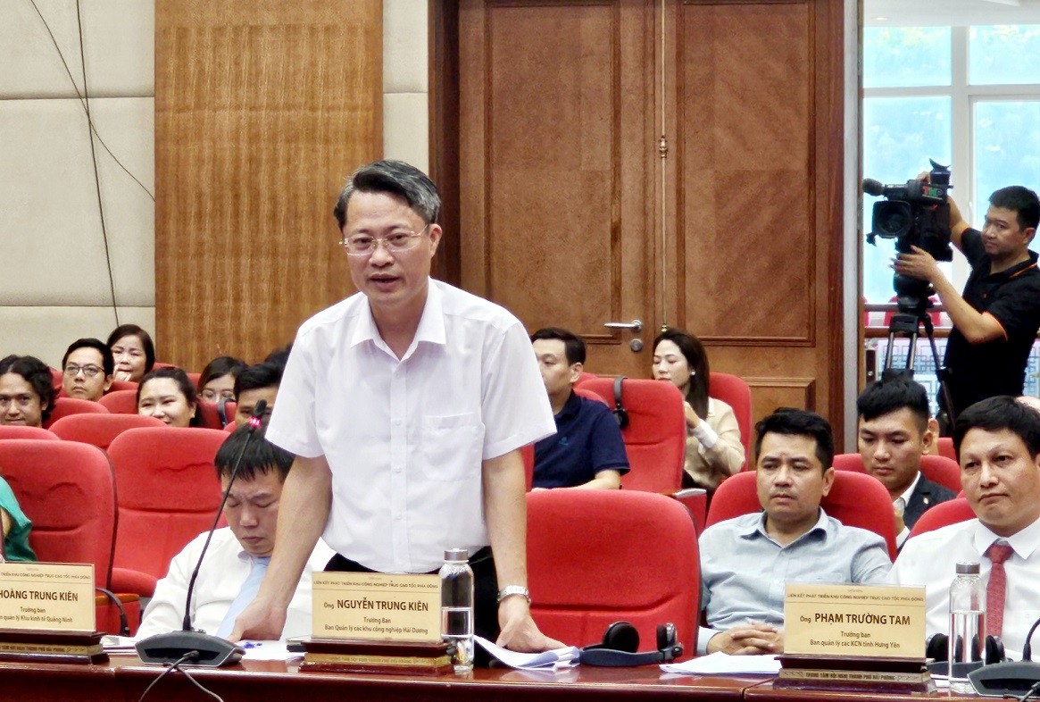 Ông Nguyễn Trung Kiên, Trưởng ban quản lý các khu công nghiệp Hải Dương phát biểu tại diễn đàn. Ông Nguyễn Trung Kiên, Trưởng ban quản lý các khu công nghiệp Hải Dương phát biểu tại diễn đàn.