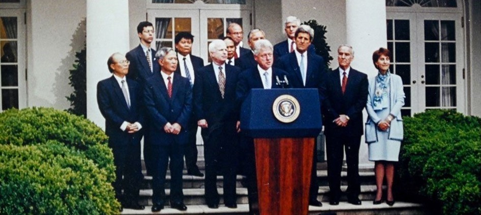 Tổng thống Mỹ Bill Clinton chủ trì họp báo tại Nhà trắng sau khi Hiệp định BTA được ký kết. (Ảnh: NVCC)