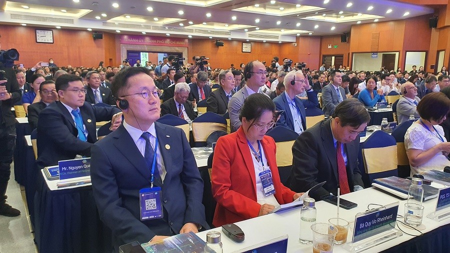 Sự kiện có sự tham gia của các doanh nghiệp, các chuyên gia trong nước và quốc tế tại các quốc gia thành công trong việc áp dụng tăng trưởng xanh, kinh tế tuần hoàn. Ảnh: Lê Toàn