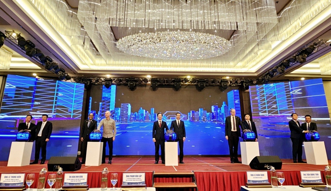 Thứ trưởng Bộ Khoa học và Công nghệ Lê Xuân Định cùng các đại biểu TP. Hải Phòng cùng các Đại sứ nhấn nút khai mạc Techfest Hải Phòng 2023 Thứ trưởng Bộ Khoa học và Công nghệ Lê Xuân Định cùng các đại biểu TP. Hải Phòng cùng các Đại sứ nhấn nút khai mạc Techfest Hải Phòng 2023