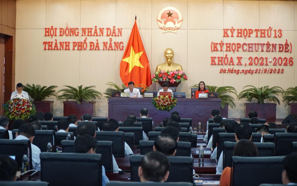 Kỳ họp thứ 13 (Kỳ họp chuyên đề) HĐND thành phố Đà Nẵng. Kỳ họp thứ 13 (Kỳ họp chuyên đề) HĐND thành phố Đà Nẵng.