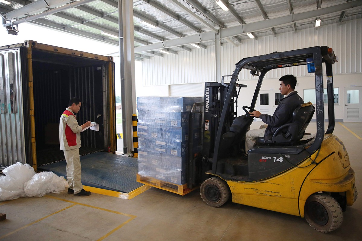 Thị trường đang rất “khát” nhà xưởng xây sẵn. Ảnh: Dũng Minh