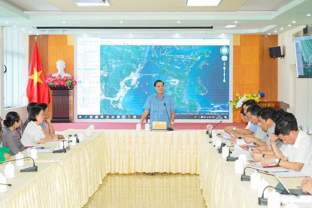 Ông Nguyễn Văn Tùng, Chủ tịch UBND TP. Hải Phòng kết luận tại cuộc làm việc. Ảnh: Thanh Sơn Ông Nguyễn Văn Tùng, Chủ tịch UBND TP. Hải Phòng kết luận tại cuộc làm việc. Ảnh: Thanh Sơn