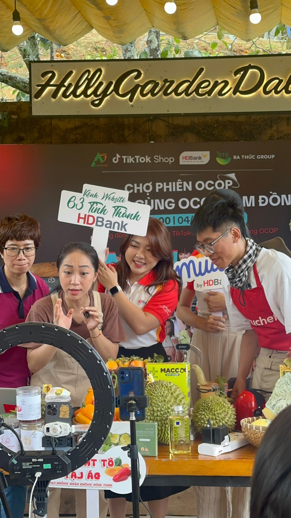 HDBank đã đồng hành với Chợ phiên OCOP tại nhiều tỉnh thành và đạt kết quả tích cực HDBank đã đồng hành với Chợ phiên OCOP tại nhiều tỉnh thành và đạt kết quả tích cực