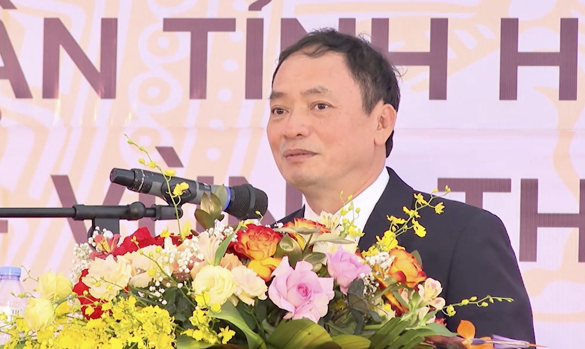 Ông Trần Quốc Văn, Chủ tịch UBND tỉnh Hưng Yên phát biểu.