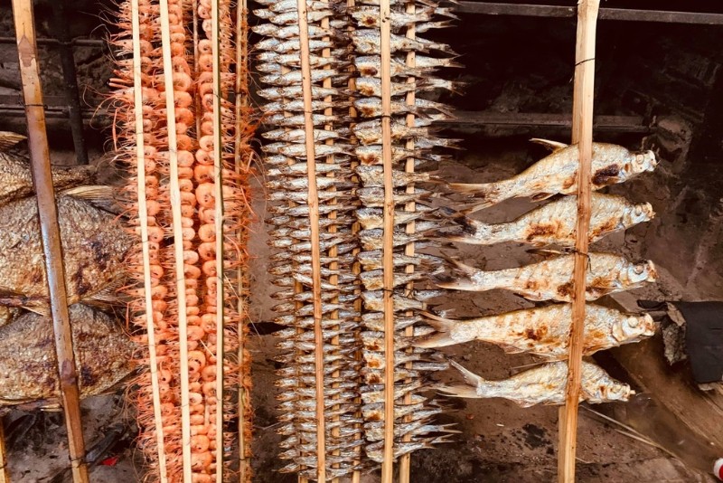 Trong thời điểm dịch COVID-19 bùng phát, các quán tự giác đã phát huy hết công dụng của mình khi vẫn duy trì được việc lưu thông hàng hóa mà lại giảm thiểu sự tiếp xúc, tránh lây lan dịch bệnh. Trong thời điểm dịch COVID-19 bùng phát, các quán tự giác đã phát huy hết công dụng của mình khi vẫn duy trì được việc lưu thông hàng hóa mà lại giảm thiểu sự tiếp xúc, tránh lây lan dịch bệnh.