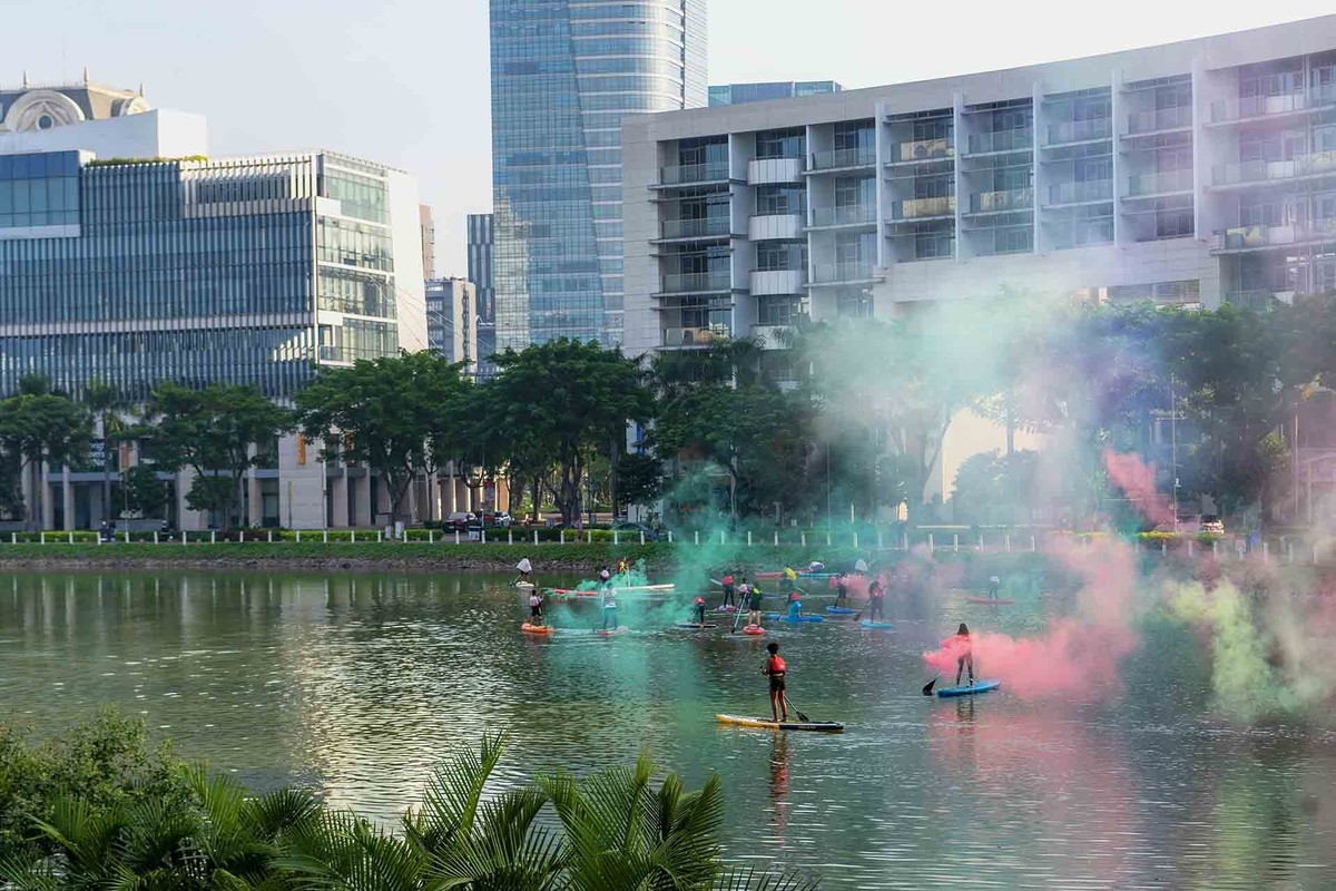 Màn ra mắt ấn tượng. Màn ra mắt ấn tượng.