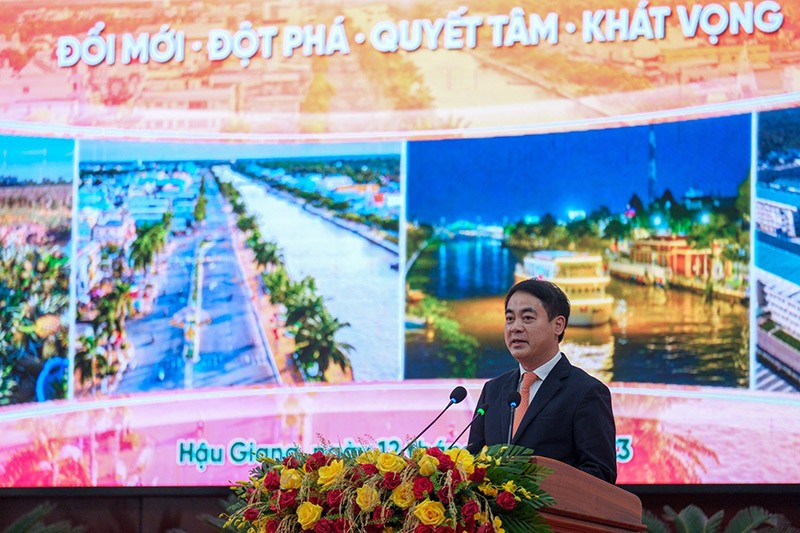 Bí thư Tỉnh ủy Hậu Giang Nghiêm Xuân Thành nêu 7 nhiệm vụ trọng tâm tỉnh tập trung thực hiện nhằm hiện thức hóa Quy hoạch tỉnh. Bí thư Tỉnh ủy Hậu Giang Nghiêm Xuân Thành nêu 7 nhiệm vụ trọng tâm tỉnh tập trung thực hiện nhằm hiện thức hóa Quy hoạch tỉnh.