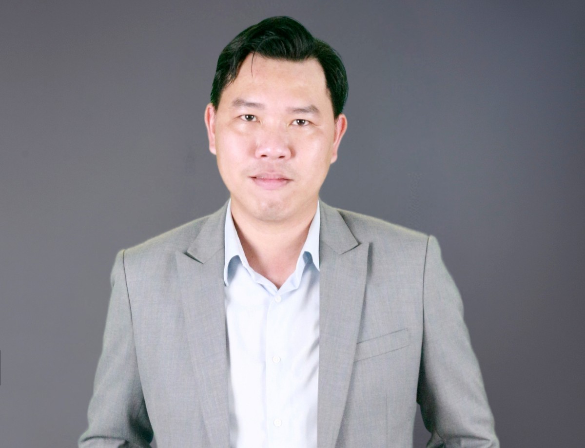 Ông Lê Hoài Ân, CFA Founder IFSS - Chuyên gia đào tạo và tư vấn hoạt động ngân hàng, CTCP Giải pháp tài chính tích hợp Ông Lê Hoài Ân, CFA Founder IFSS - Chuyên gia đào tạo và tư vấn hoạt động ngân hàng, CTCP Giải pháp tài chính tích hợp