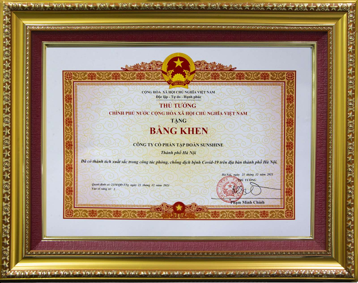 Các đóng góp tích cực trong công tác phòng chống dịch Covid-19 của Tập đoàn Sunshine và đơn vị nòng cốt SSH đã được Thủ tướng Chính phủ ghi nhận và trao tặng Bằng khen. Các đóng góp tích cực trong công tác phòng chống dịch Covid-19 của Tập đoàn Sunshine và đơn vị nòng cốt SSH đã được Thủ tướng Chính phủ ghi nhận và trao tặng Bằng khen.
