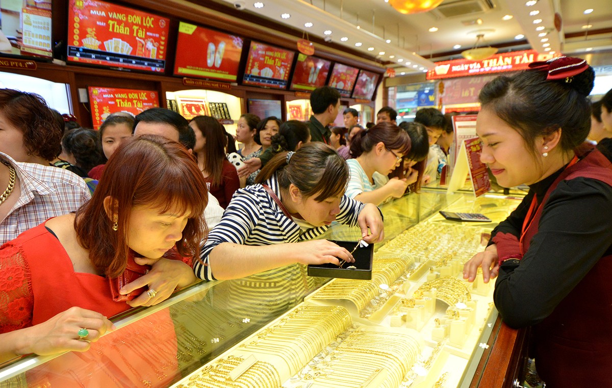 Nhu cầu vàng tại Việt Nam năm sau luôn cao hơn năm trước Nhu cầu vàng tại Việt Nam năm sau luôn cao hơn năm trước