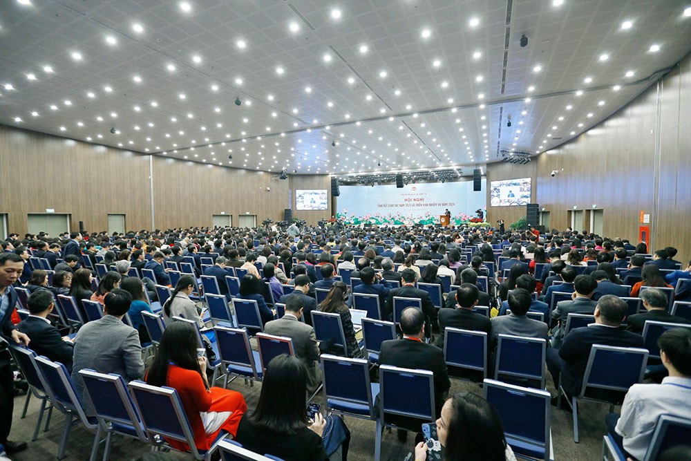 Tham dự sự kiện có Ủy viên Bộ Chính trị, Thủ tướng Chính phủ Phạm Minh Chính; Bí thư Trung ương Đảng, Phó thủ tướng Chính phủ Lê Minh Khái; đồng chí Nguyễn Chí Dũng, Ủy viên BCHTW Đảng, Bộ trưởng Bộ Kế hoạch và Đầu tư. Tham dự sự kiện có Ủy viên Bộ Chính trị, Thủ tướng Chính phủ Phạm Minh Chính; Bí thư Trung ương Đảng, Phó thủ tướng Chính phủ Lê Minh Khái; đồng chí Nguyễn Chí Dũng, Ủy viên BCHTW Đảng, Bộ trưởng Bộ Kế hoạch và Đầu tư.