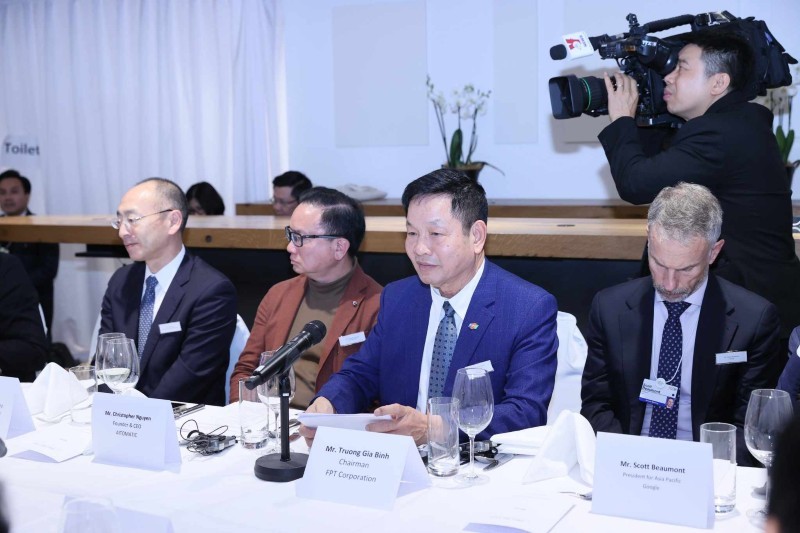 Ông Trương Gia Bình kỳ vọng đưa Việt Nam trở thành điểm đến của ngành bán dẫn toàn cầu Ông Trương Gia Bình kỳ vọng đưa Việt Nam trở thành điểm đến của ngành bán dẫn toàn cầu