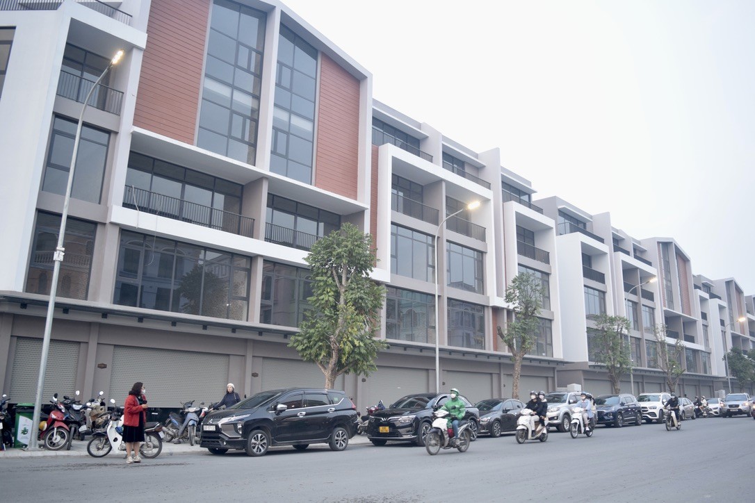 Thị trường bất động sản được kỳ vọng sẽ phục hồi trong nửa sau năm 2024. Thị trường bất động sản được kỳ vọng sẽ phục hồi trong nửa sau năm 2024.