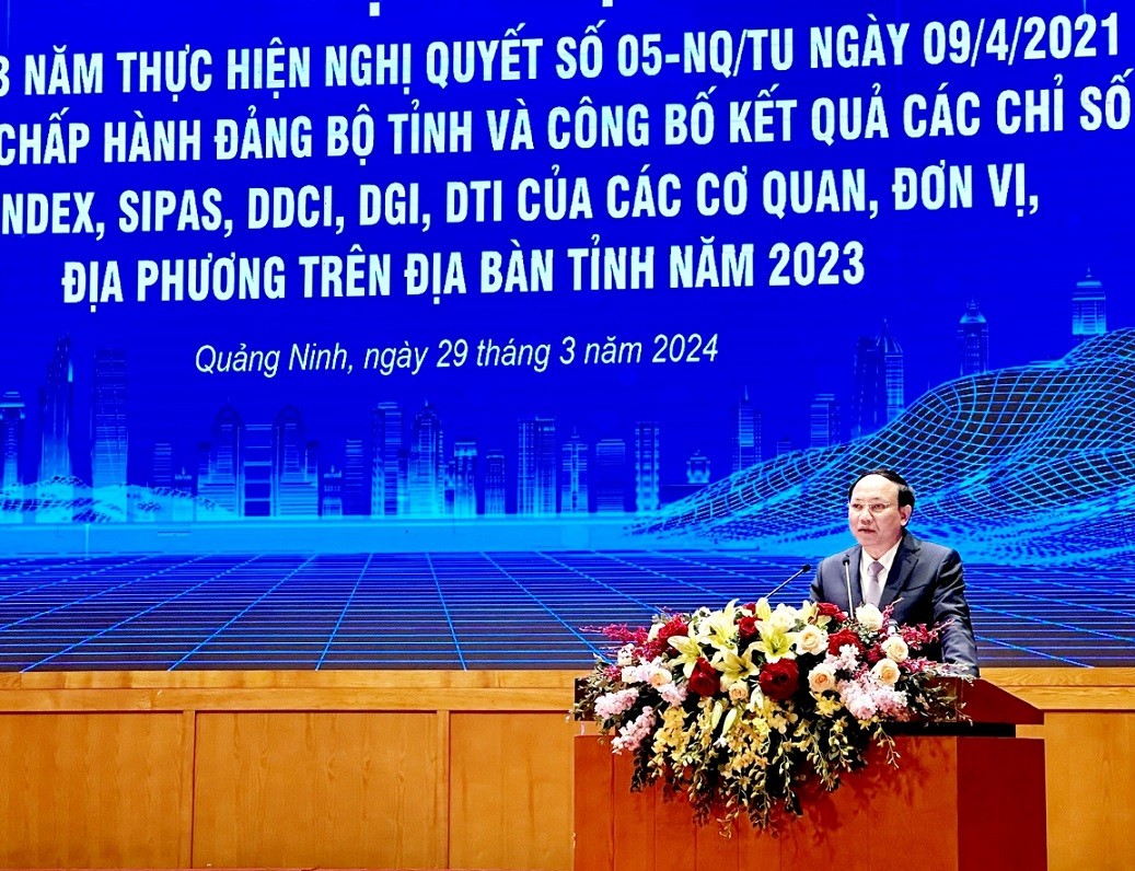 Ông Nguyễn Xuân Ký, Bí thư Tỉnh ủy Quảng Ninh phát biểu. Ông Nguyễn Xuân Ký, Bí thư Tỉnh ủy Quảng Ninh phát biểu.