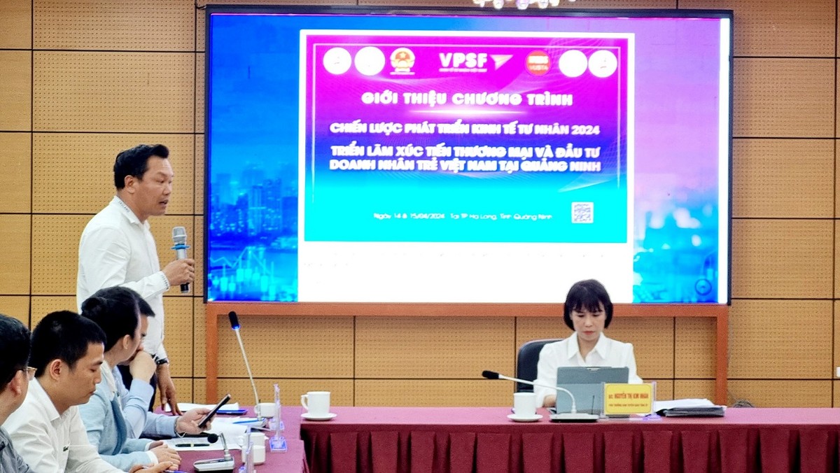 Ông Lưu Công Thành, Chủ tịch Hội Doanh nhân trẻ tỉnh Quảng Ninh phát biểu. Ông Lưu Công Thành, Chủ tịch Hội Doanh nhân trẻ tỉnh Quảng Ninh phát biểu.