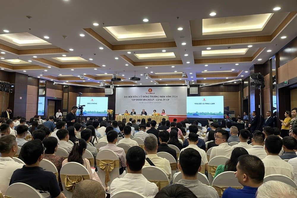 Kỳ họp Đại hội đồng cổ đông thường niên năm 2024 của Tập đoàn Vingroup diễn ra sáng 25/4. (Ảnh: K.T) Kỳ họp Đại hội đồng cổ đông thường niên năm 2024 của Tập đoàn Vingroup diễn ra sáng 25/4. (Ảnh: K.T)