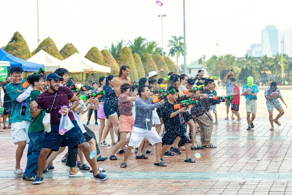 Du lịch Đà Nẵng hứa hẹn đón lượng khác lớn trong kỳ nghỉ lễ năm nay. Du lịch Đà Nẵng hứa hẹn đón lượng khác lớn trong kỳ nghỉ lễ năm nay.