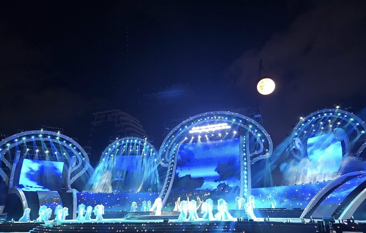 Hải Phòng nơi gặp gỡ của đất, trời, biển cả để tạo dựng nên di sản thiên nhiên thế giới - Quần đảo Cát Bà. Ảnh: Thanh Sơn