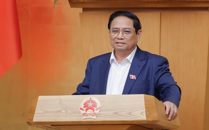 Thủ tướng chỉ đạo sớm nghiên cứu phương án phát hành thêm 100.000 tỷ đồng trái phiếu chính phủ để thực hiện các dự án trọng điểm Thủ tướng chỉ đạo sớm nghiên cứu phương án phát hành thêm 100.000 tỷ đồng trái phiếu chính phủ để thực hiện các dự án trọng điểm