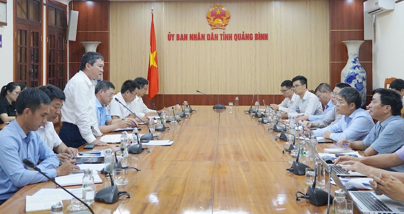 UBND tỉnh Quảng Bình làm việc với Văn phòng Ban chỉ đạo các dự án trọng điểm ngành năng lượng và EVN UBND tỉnh Quảng Bình làm việc với Văn phòng Ban chỉ đạo các dự án trọng điểm ngành năng lượng và EVN