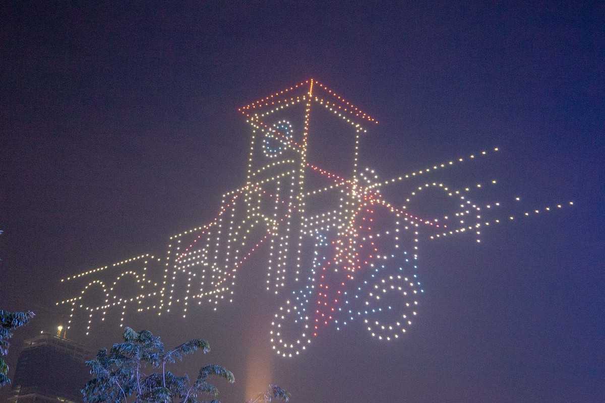 Hình ảnh chợ Bến Thành trên bầu trời TPHCM.