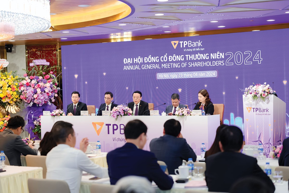 Đại hội đồng cổ đông TPBank đã thông qua kế hoạch lợi nhuận trước thuế năm 2024 ở mức 7.500 tỷ đồng, tăng trưởng 34% Đại hội đồng cổ đông TPBank đã thông qua kế hoạch lợi nhuận trước thuế năm 2024 ở mức 7.500 tỷ đồng, tăng trưởng 34%