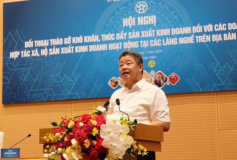 Ông Nguyễn Mạnh Quyền, Phó chủ tịch UBND TP. Hà Nội phát biểu khai mạc Hội nghị. Ông Nguyễn Mạnh Quyền, Phó chủ tịch UBND TP. Hà Nội phát biểu khai mạc Hội nghị.