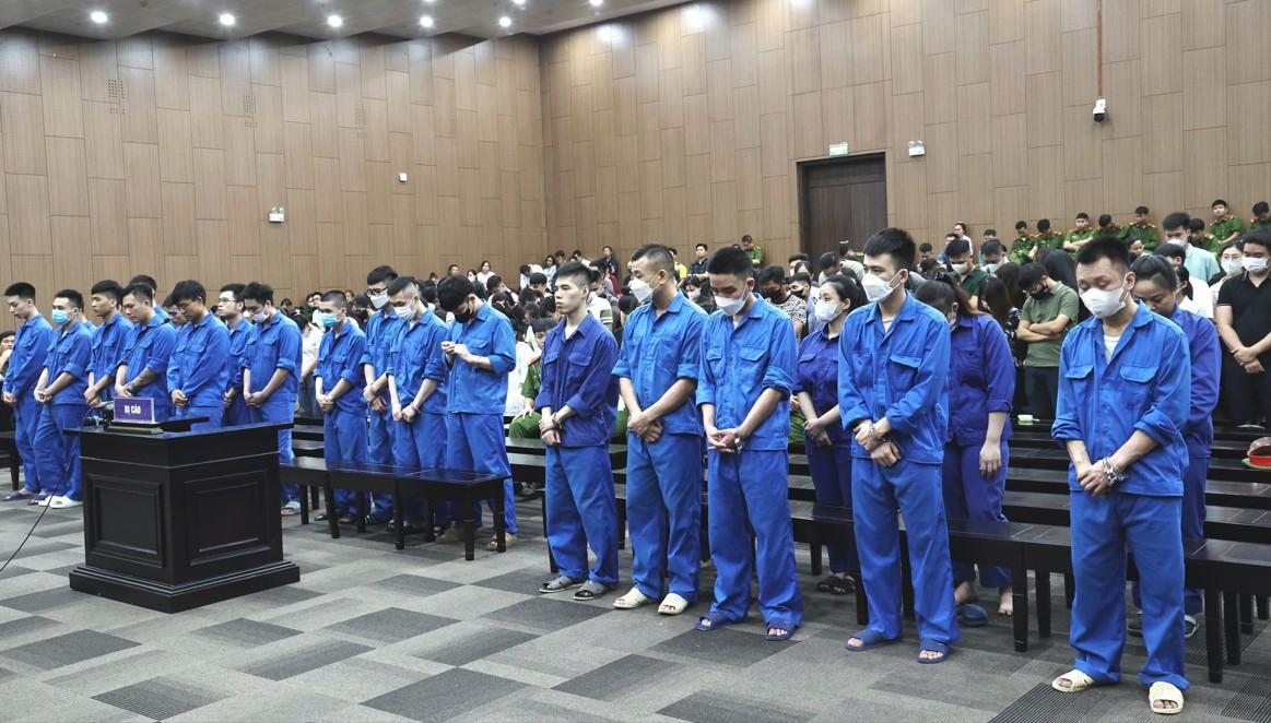 Các bị cáo trong phần tuyên án chiều 31/8.