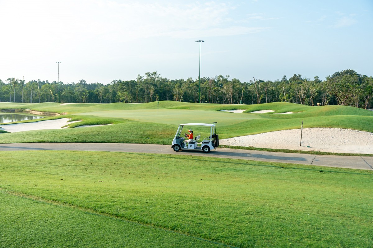 Eschuri Vung Bau Golf là lý do khiến nhiều golf thủ tìm đến Phú Quốc để chinh phục Eschuri Vung Bau Golf là lý do khiến nhiều golf thủ tìm đến Phú Quốc để chinh phục