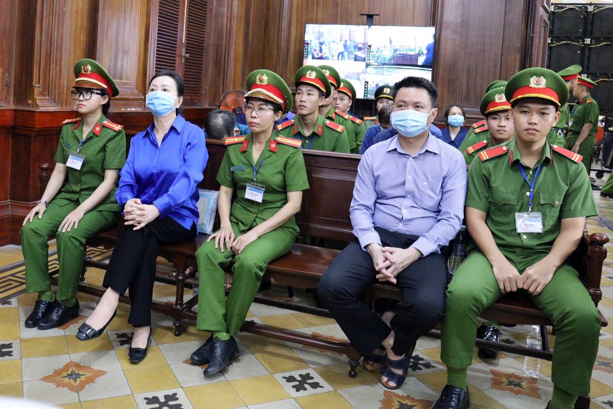 Tổng hợp chung mức án ở giai đoạn 1, bà Trương Mỹ Lan bị tuyên án tử hình về 3 tội danh.