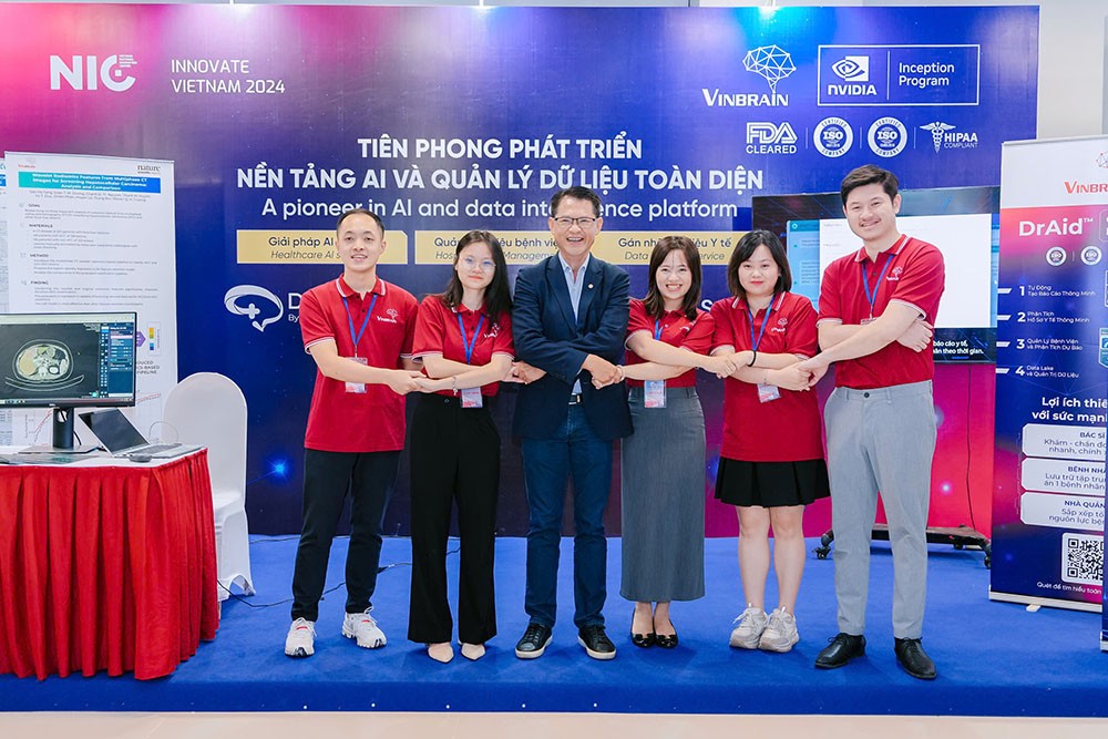 Innovate Viet Nam 2024 là nơi trao đổi ý tưởng và thiết lập các mối quan hệ hợp tác mạnh mẽ.
