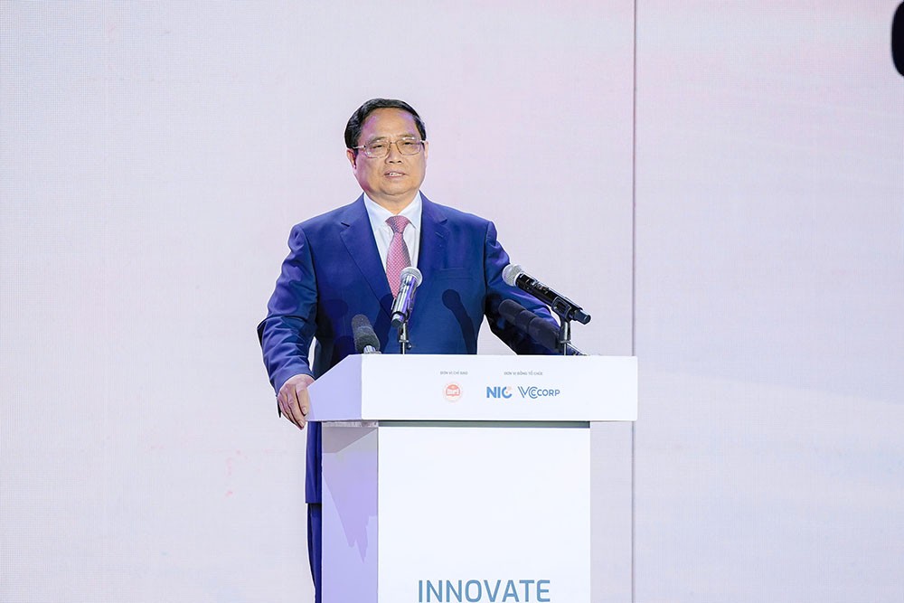 Nhấn mạnh thông điệp &quot;Đổi mới để bứt phá, vượt qua chính mình - Sáng tạo để vươn xa, bay cao trong bầu trời kỷ nguyên số và phát triển xanh của nhân loại&quot;, Thủ tướng kỳ vọng Ngày hội Đổi mới sáng tạo Quốc gia của Việt Nam sẽ là ngày hội tụ trí tuệ của nhân loại và lan tỏa lợi ích mạnh mẽ cho tất cả mọi người.