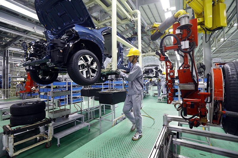 Được bù đắp bởi sự tăng trưởng bứt phá của khu vực công nghiệp và dịch vụ, nên tốc độ tăng trưởng GDP của quý III vẫn đạt 7,4%. Ảnh: Đức Thanh Được bù đắp bởi sự tăng trưởng bứt phá của khu vực công nghiệp và dịch vụ, nên tốc độ tăng trưởng GDP của quý III vẫn đạt 7,4%. Ảnh: Đức Thanh