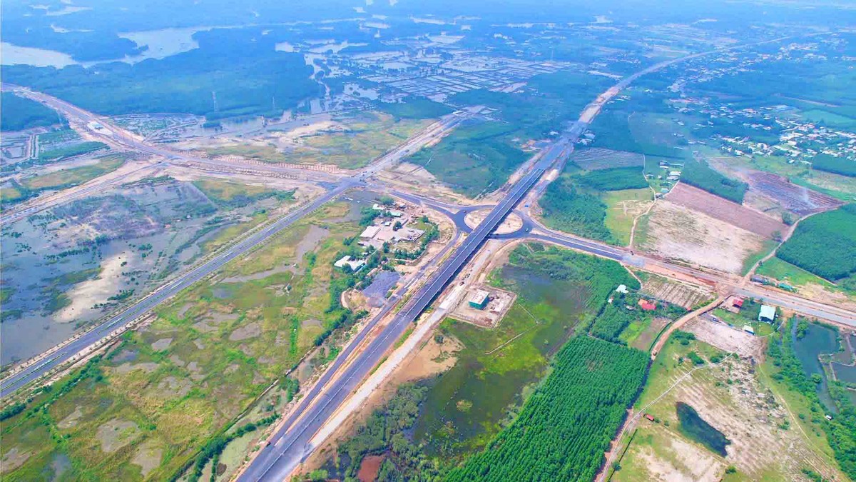 Theo đề xuất từ VEC, việc đưa vào khai thác các đoạn này rất cần thiết để kết nối giao thông giữa khu vực miền Tây với miền Đông Nam Bộ tạo điều kiện thuận lợi cho việc di chuyển của người dân và hàng hóa.