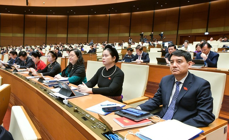 Phiên khai mạc Kỳ họp thứ 8 của Quốc hội. Phiên khai mạc Kỳ họp thứ 8 của Quốc hội.